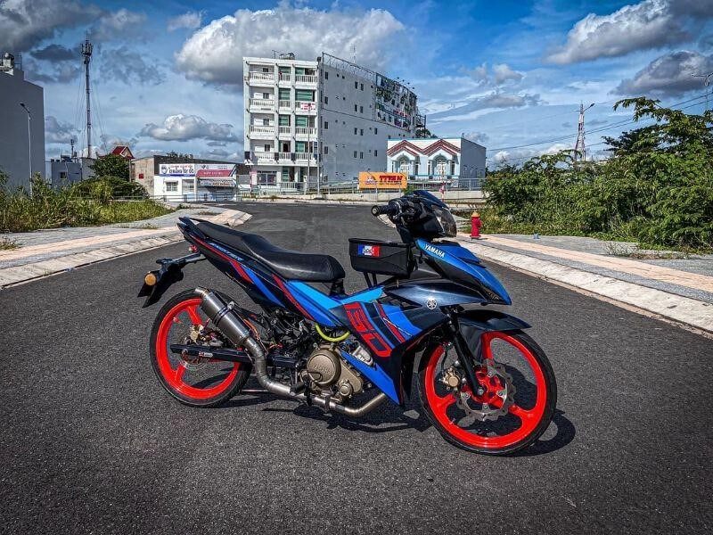 Exciter độ kiểng đậm chất biker.