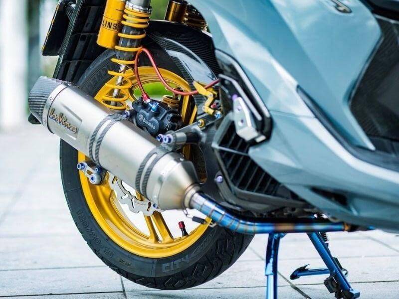 Dàn áo phá cách với sự kết hợp đa màu sắc (Hình 30)