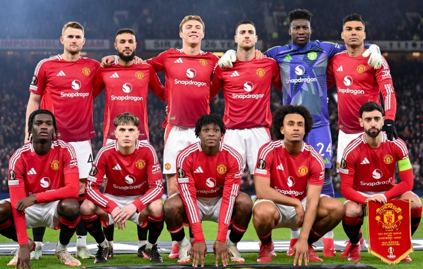 MU trình làng đội hình mạnh nhất để đối đầu với đội bóng của HLV Kim Sang-sik