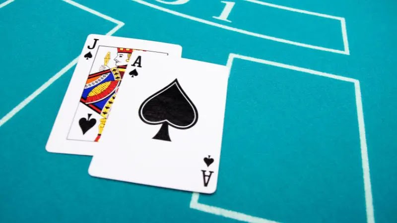 Steal Poker là gì? Lời khuyên của chuyên gia để sử dụng Steal Poker hiệu quả.