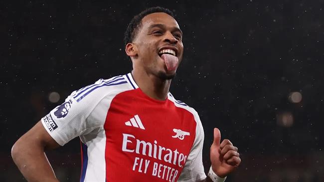 Jurrien Timber - Thông tin về cầu thủ Jurrien Timber