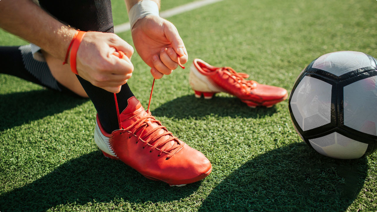 Cách Buộc Dây Giày Đá Bóng Đẹp, Chắc chắn, Không bị tuột