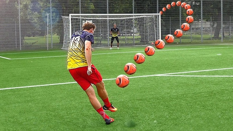 Tìm Hiểu Về Kỹ Thuật Sút Bóng Bằng Mu Bàn Chân