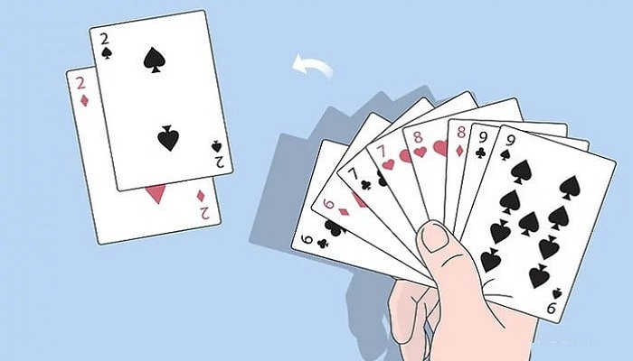 Tứ Quý và Đôi Heo trong bài Tiến Lên