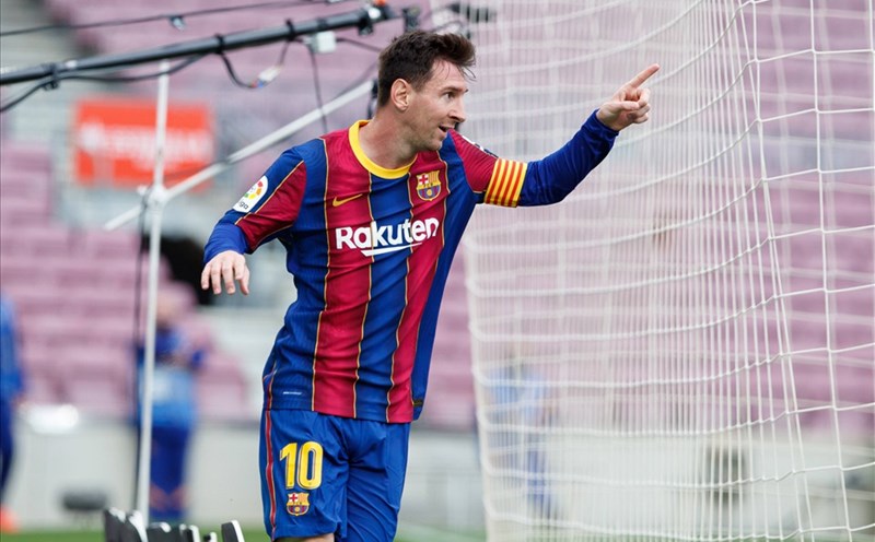 Tốc độ và sức mạnh của cầu thủ WF