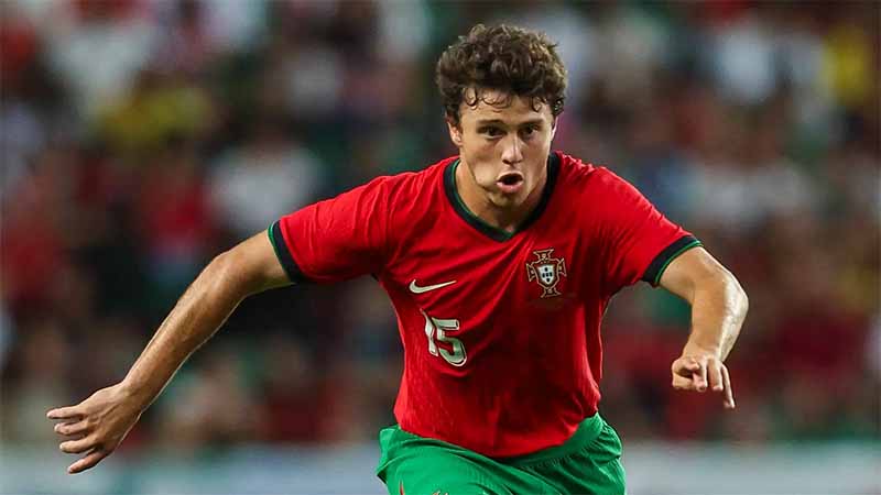 Tiểu sử João Neves - tiền vệ trẻ của bóng đá Bồ Đào Nha